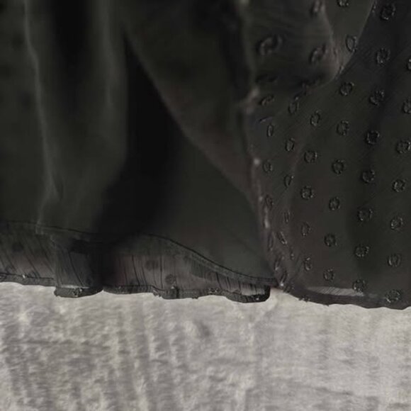 Torrid Black Sleeveless Crochet Yoke SwissDot Top 00 Dark Elegance Feminine Edge - Picture 8 of 13